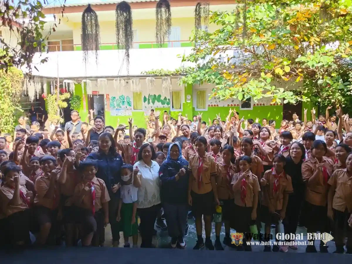 140 Pelajar Hainan School Diajari “Rem Digital”: 
SPASI Bali Ingatkan, Sekali Klik Bisa Jadi Masalah