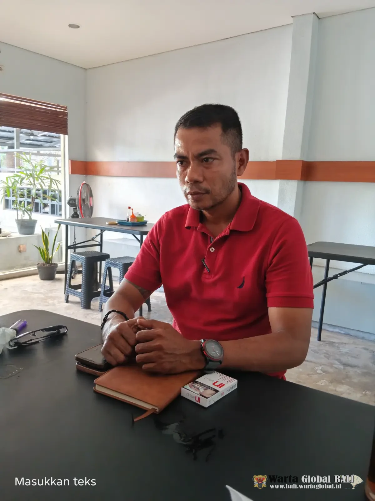 TERLAPOR MELAPOR, PELAPOR DIDUGA ANIAYA TERLAPOR: PENANGKAPAN DI LUAR APARAT, POLISI DIMINTA BUKA TERANG