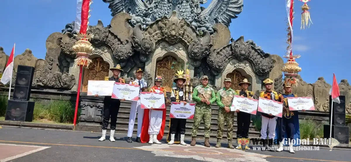 18 Tim Pelajar Adu Kekompakan, Rindam IX/Udayana Meriahkan HUT ke-81 TNI dengan Gerak Jalan dan PBB