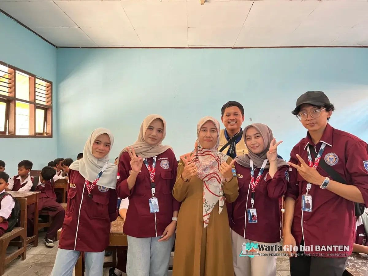 KKM Universitas Bina Bangsa Kelompok 39 Desa Petir Mengedukasi Pentingnya Menjaga Kesehatan Gigi dan Mulut Sejak Usia Dini sebagai Upaya Mewujudkan Generasi Sehat, Ceria, dan Berkualitas