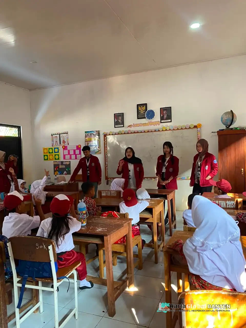Mahasiswa KKM Kelompok 69 Hadirkan Pembelajaran Interaktif di SDN Pasirawi 2 untuk Meningkatkan Kemampuan Calistung dan Minat Belajar Siswa