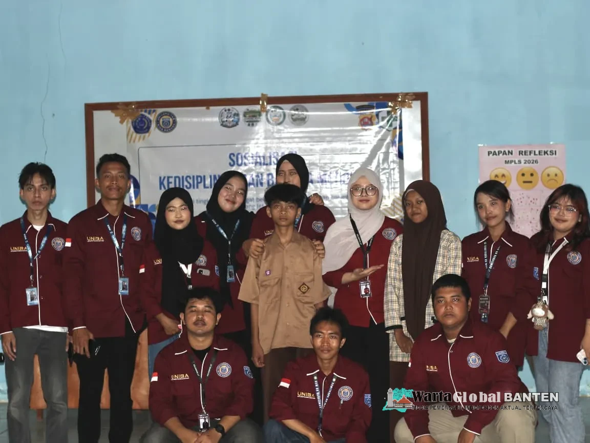 Gelar Sosialisasi Kedisiplinan dan Bahaya Merokok di SMPN 2 Banjar
