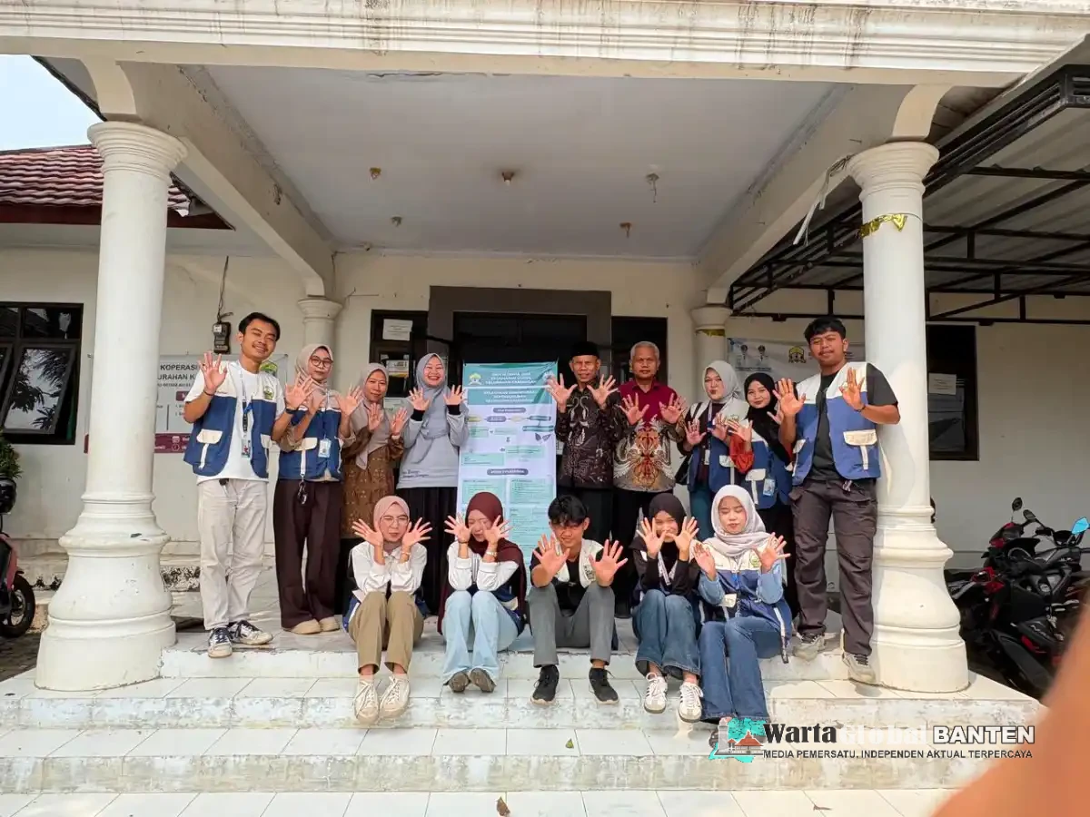 Kelompok 10 Bidang 5 Tata Kelola Pemerintahan Desa Buat Peta Wilayah dan Banner Alur Pelayanan di Kelurahan Kemanisan
