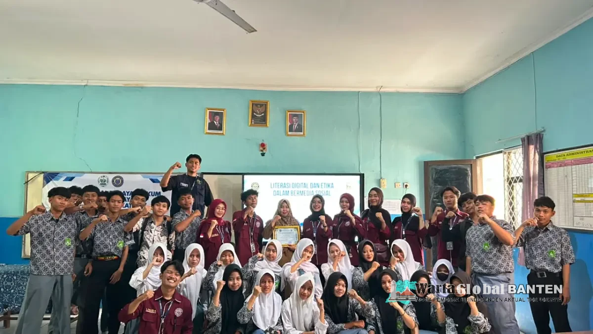 Hadapi Era Digital, Mahasiswa KKM Kelompok 40 UNIBA Berikan Edukasi Siswa MA Nurul Falah tentang Etika dalam Bermedia Sosial