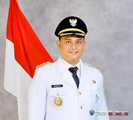 Bupati Klaten Hamenang Wajar Ismoyo Ditangkap KPK, Sejumlah OPD Ikut Diperiksa Bupati Klaten Hamenang Wajar Ismoyo Ditangkap KPK, Sejumlah OPD Ikut Diperiksa