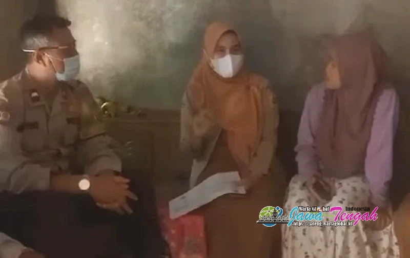 Polsek Sambungmacan Bersama Nakes Gelar Tracing TB Paru di Desa Cemeng, Kapolres Sragen Tekankan Pentingnya Sinergi Pencegahan