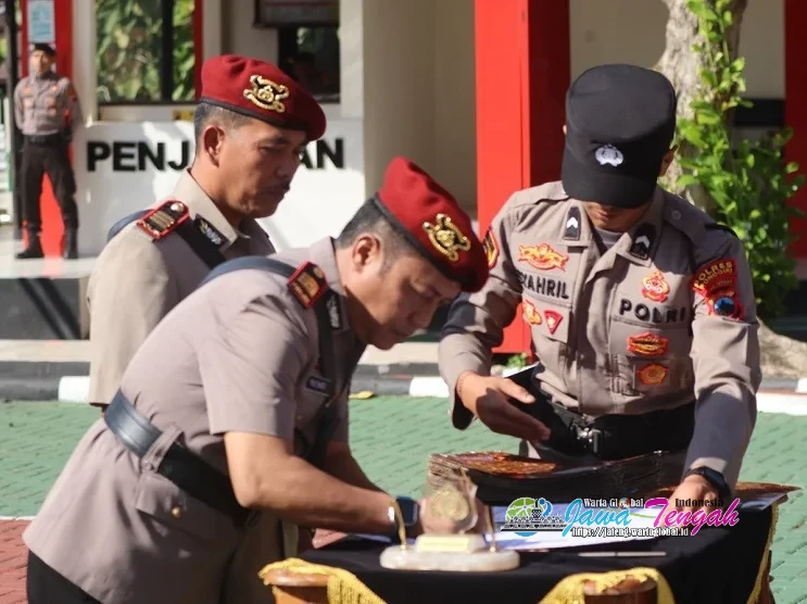Kapolres Wonogiri Pimpin Sertijab Wakapolres, Kasatresnarkoba, Kasihumas dan Sejumlah Kapolsek