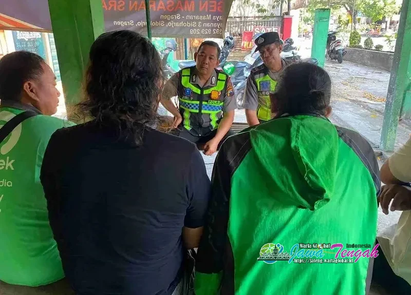 Polsek Sragen Kota Gandeng Driver Ojol Jaga Kamtibmas Lewat Program “Hallo Ojol”