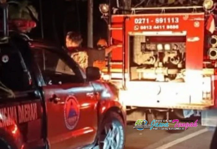 Perkebunan Jati Miri Sragen Terbakar, Petugas Berhasil Padamkan Api