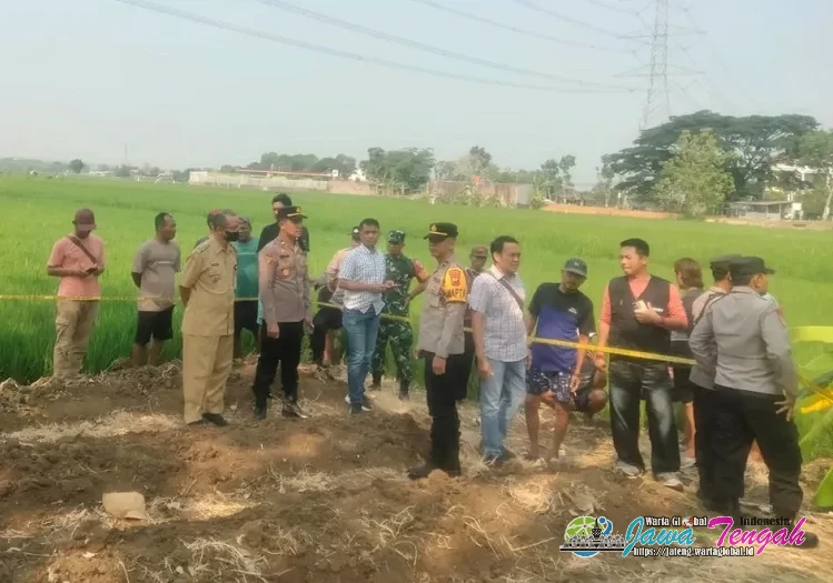 Mayat Pria Ditemukan Warga di Bantaran Sungai, Polisi Pastikan Tak Ada Tanda Kekerasan