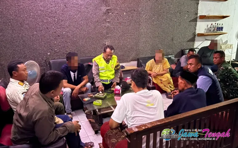 Ganggu Ketentraman Warga, Dua Kafe Karaoke di Kedungwuni Ditutup
