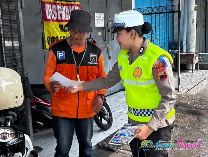 Satlantas Polres Sragen Gelar Sosialisasi Operasi Patuh Candi 2026 di Pusat Perbelanjaan