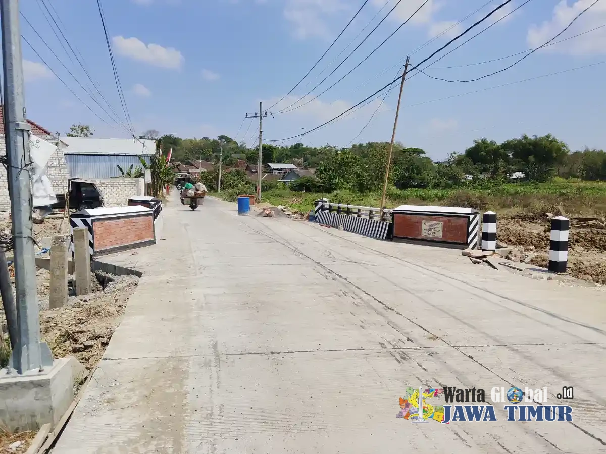 ​Sesuai Spesifikasi dan Berkualitas, Warga Trucuk Apresiasi Pembangunan Pelebaran Jembatan Banjarsari – Menilo