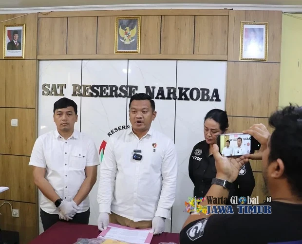 Polres Sragen Bongkar Jaringan Narkoba, Tangkap Dua Tersangka dan Sita 17,49 Gram Sabu