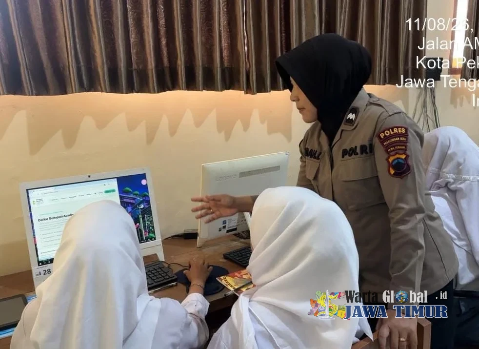 Bangun Generasi Bijak di Era Digital, Polres Pekalongan Kota Sosialisasikan Paham AI di SMK Negeri 1 dan SMA Negeri 3