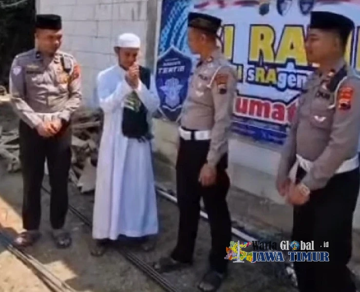 Satlantas Polres Sragen Gelar SI RATIB JUMAT’AN, Edukasi Keselamatan Lalu Lintas hingga Salurkan 50 Sak Semen