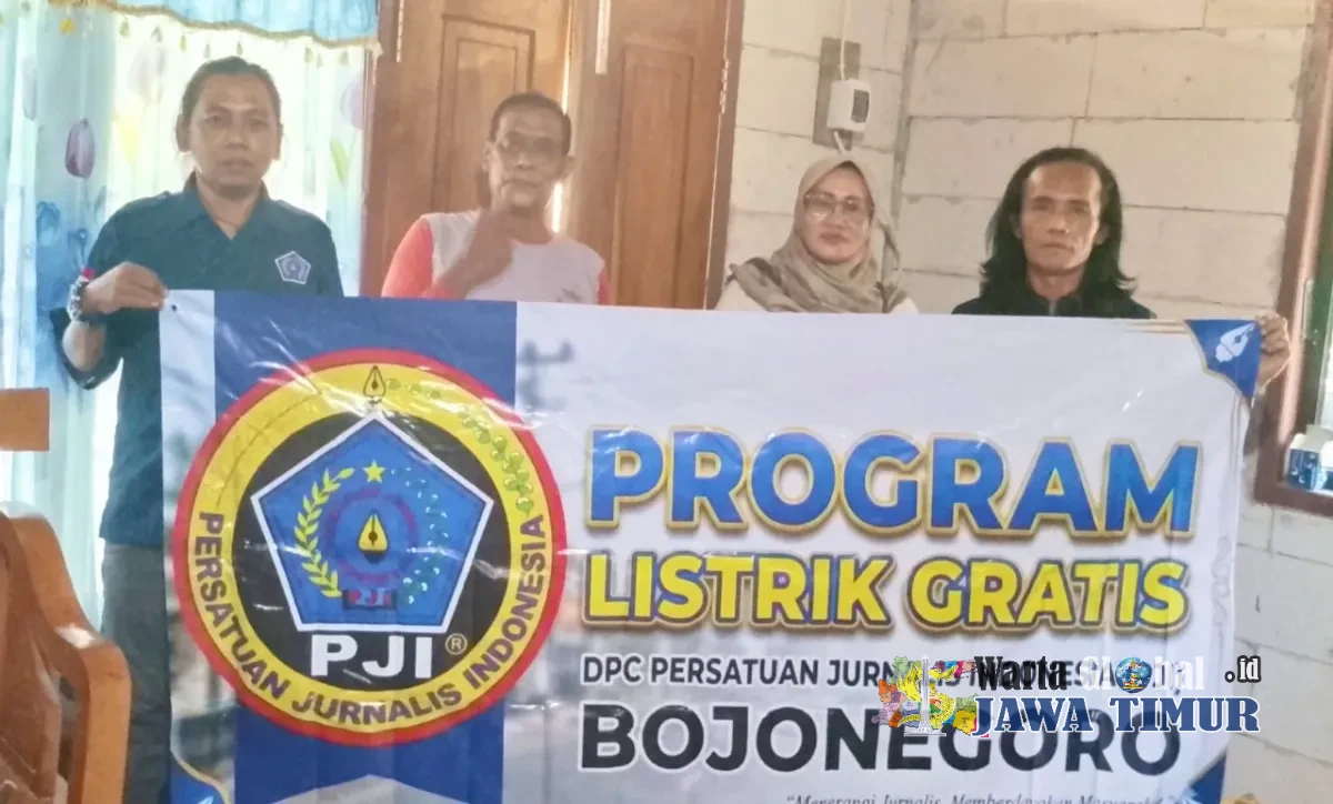 Maknai HUT ke-81 RI, PJI Bojonegoro Pasang Instalasi Listrik Gratis untuk Warga Kedungadem