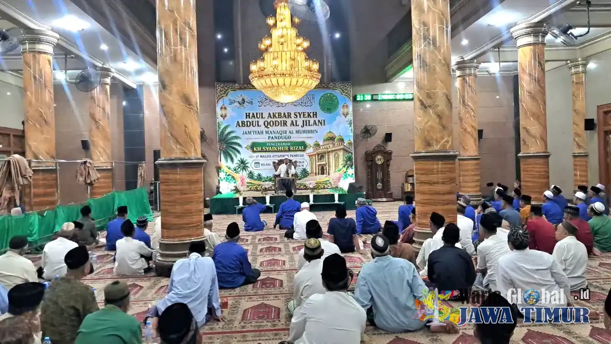 HAUL AKBAR SYEKH ABDUL QODIR AL JILANI DI PANDUGO DIPADATI RATUSAN JAMAAH, MAJELIS MANAQIB PENUH KHIDMAT