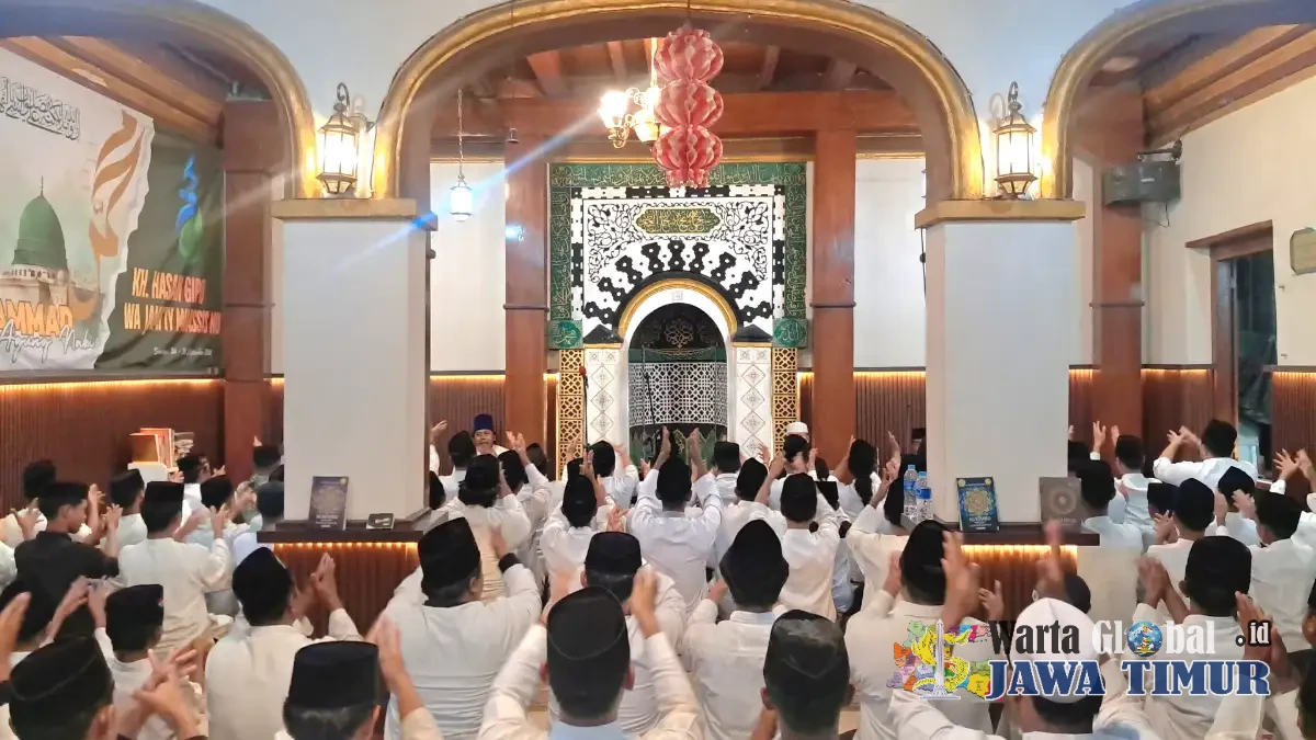 MAULID NABI MUHAMMAD SAW & HAUL KH. HASAN GIPO MENGGEMA DI LANGGAR GIPO, RATUSAN JAMAAH ISHARI HADIR KHIDMAT