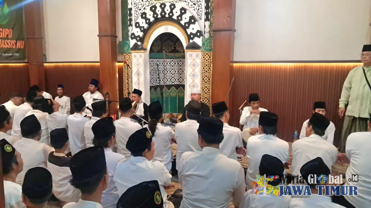 GEMA SHALAWAT MENGGEMA DI LANGGAR GIPO! RATUSAN JAMAAH ISHARI HADIR, BLACK COBRA 313 INDONESIA, KOMANDO KOTA SURABAYA TURUT KAWAL KEAMANAN