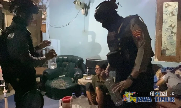 Pesta Miras Tiga Hari di Sumber Solo Dibubarkan, Lima Warga Diamankan Tim Sparta Polresta Surakarta