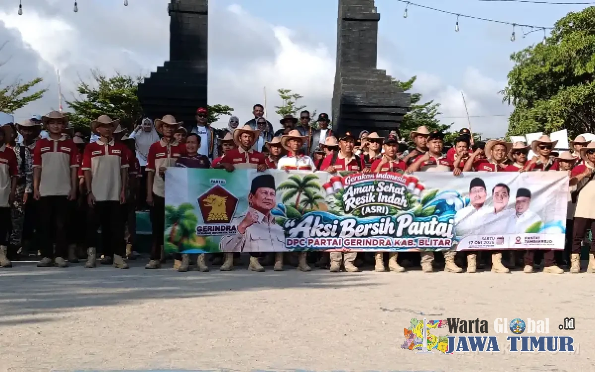 Ultah Bapak Prabowo Subianto, Laskar LPG Bersama Anggota DPRD Fraksi Gerindra Bersih Pantai Tambakrejo