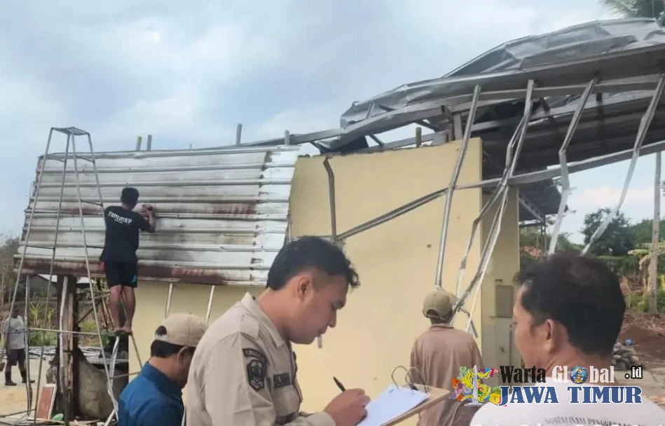 Angin Kencang Rusak Atap Masjid Al Fatah di Jumapolo, BPBD Lakukan Pendataan