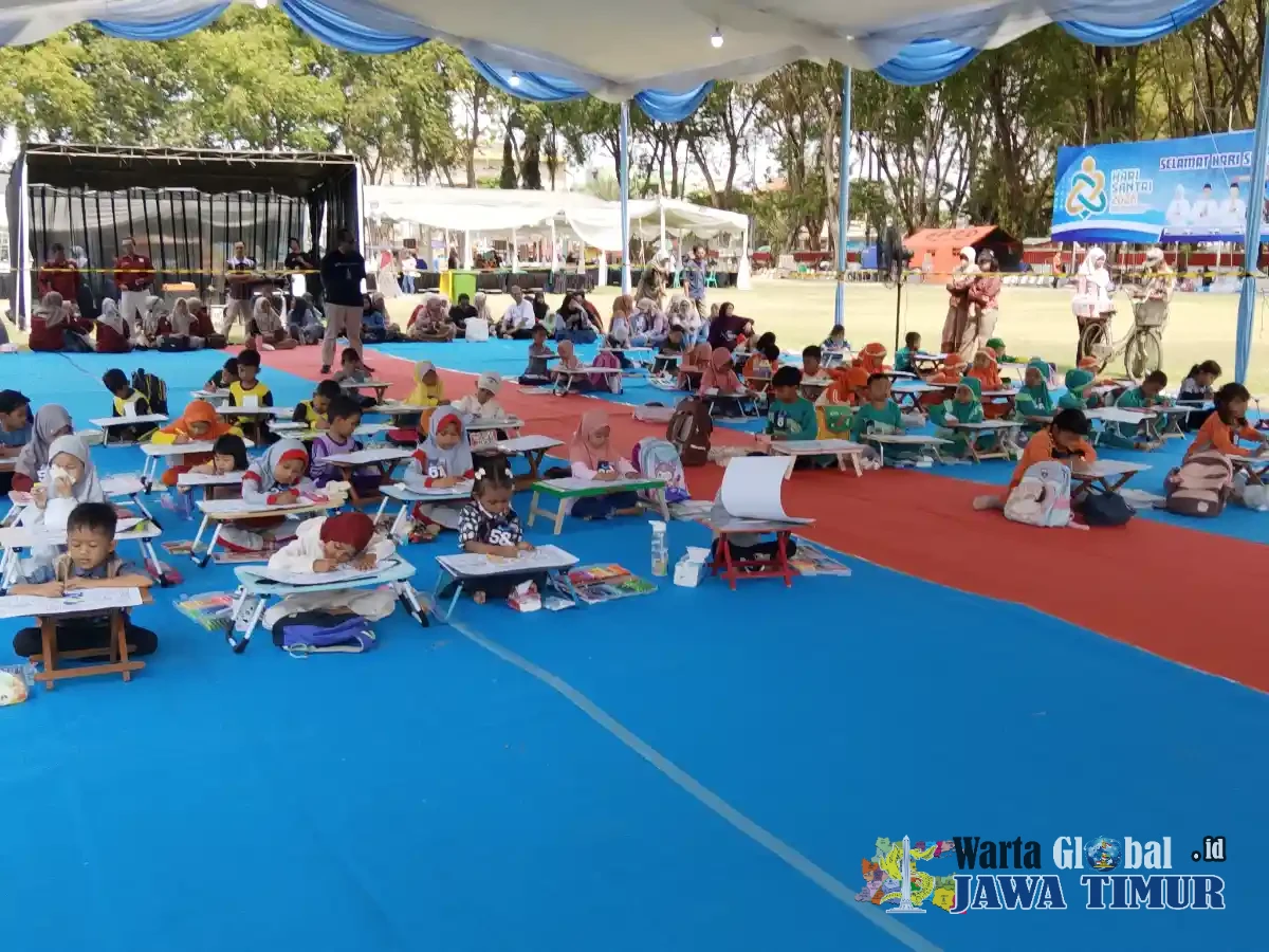 Semarak Festival Sandur 2026 di Alun-Alun kota Bojonegoro Sebagai wujud Pelestarian Budaya Arif Lokal Sejak Dini