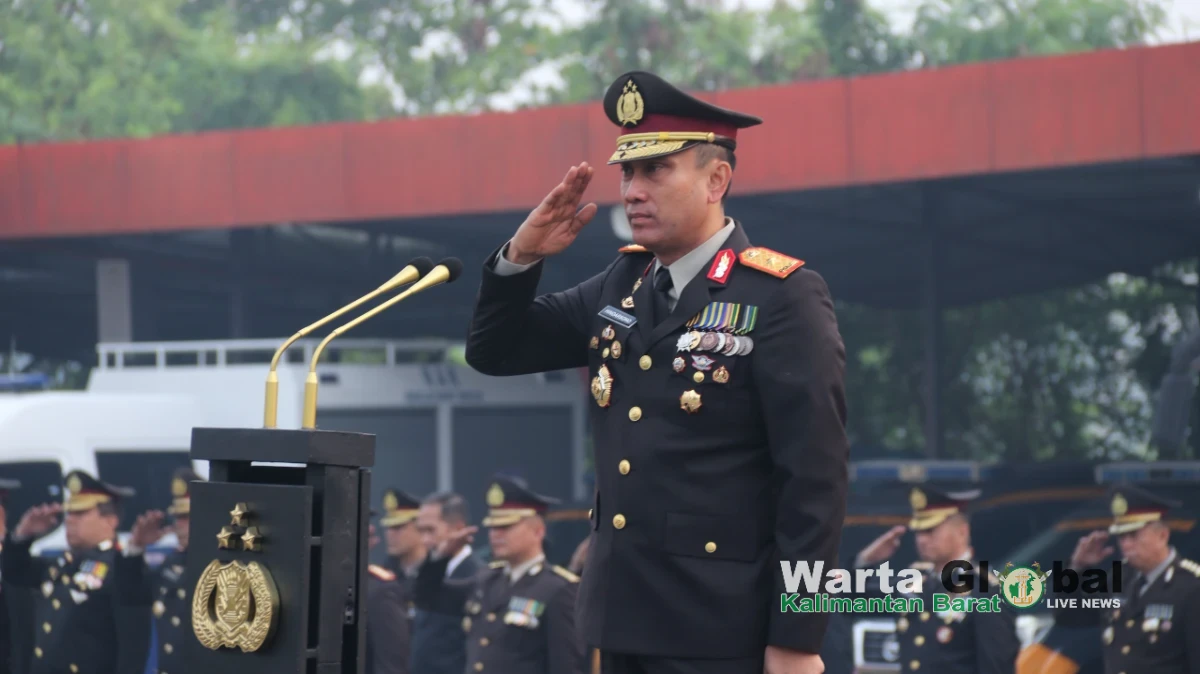 Memperingati  HUT ke-81 Kemerdekaan RI, Wakapolda Kalbar Pimpin Upacara di Lapangan Jananuraga