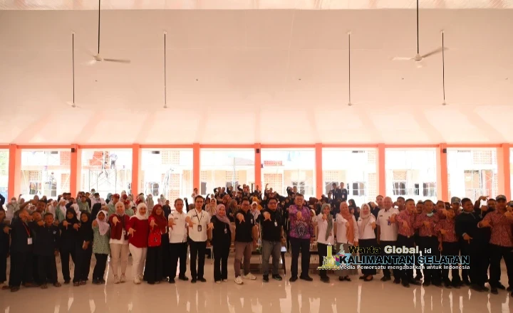 OJK Kalsel Bersama Bank Kalsel Dorong 230 Pelajar Sekolah Rakyat Terintegrasi 2 Banjarbaru Mulai Menabung