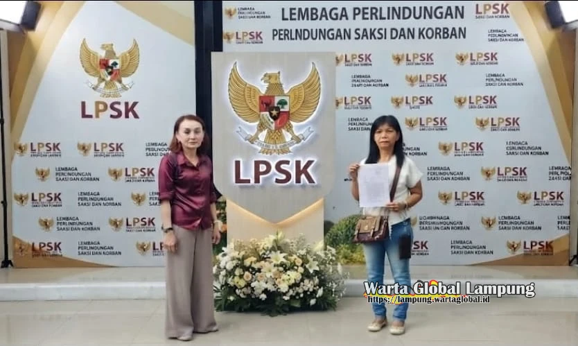 Tjiauw Eng, Usia 58thn, istri UUN / Fam Fuk Tjhong Korban Penculikan & Pengroyokan alami Trauma dan Ketakutan mendalam Tjiauw Eng, Usia 58thn, istri UUN / Fam Fuk Tjhong Korban Penculikan & Pengroyokan alami Trauma dan Ketakutan mendalam