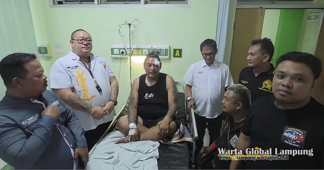 Anggota FERADI WPI M. Sholeh Abdullah Ali diduga menjadi Korban Pengroyokan ditolong Panji Pimred Patroli86 Kadiv DPP Feradi Wpi Anggota FERADI WPI M. Sholeh Abdullah Ali diduga menjadi Korban Pengroyokan ditolong Panji Pimred Patroli86 Kadiv DPP Feradi Wpi