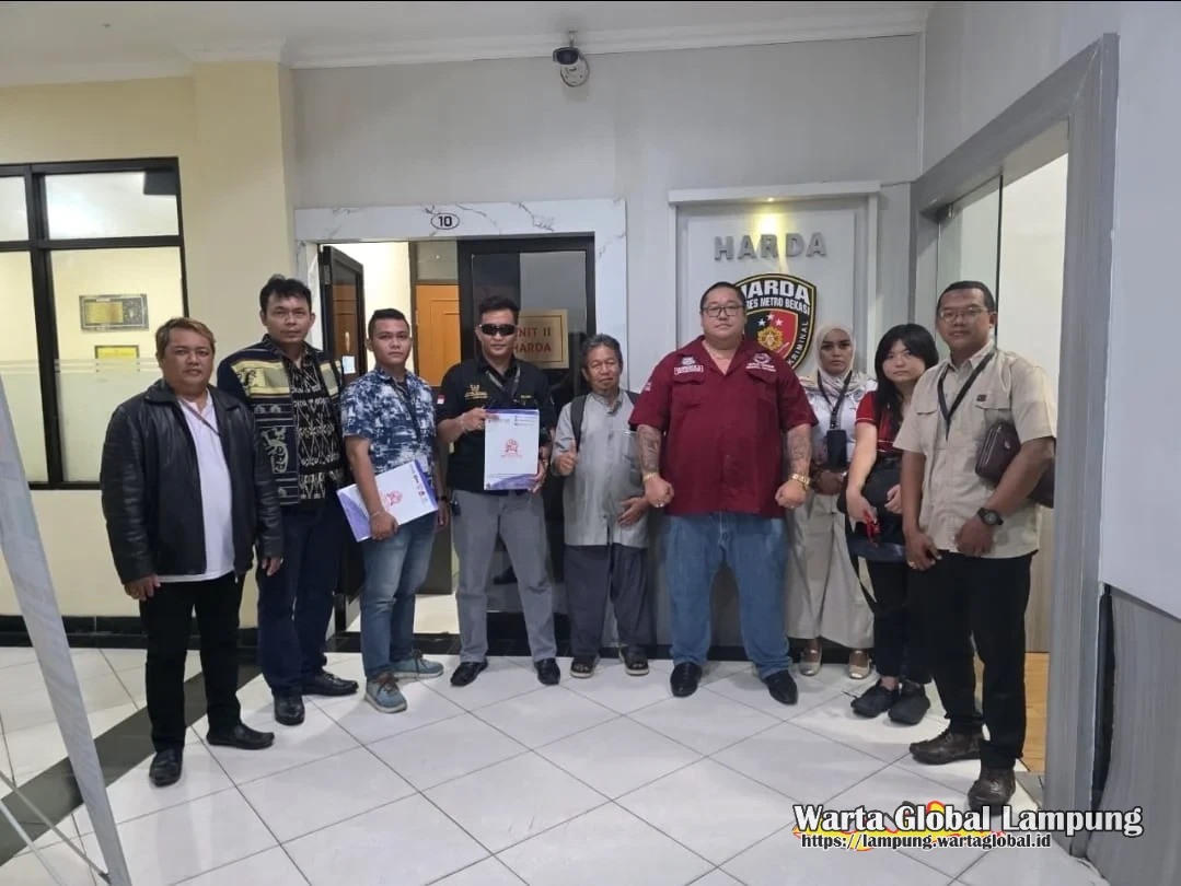 Viral! Aduan Polisi Hairil Tami Mandeg, Korban dugaan Penggelapan Curhat ke Publik: "Penyidik Polres Metro Bekasi Diam Saja Setahun Lebih Viral! Aduan Polisi Hairil Tami Mandeg, Korban dugaan Penggelapan Curhat ke Publik: "Penyidik Polres Metro Bekasi Diam Saja Setahun Lebih