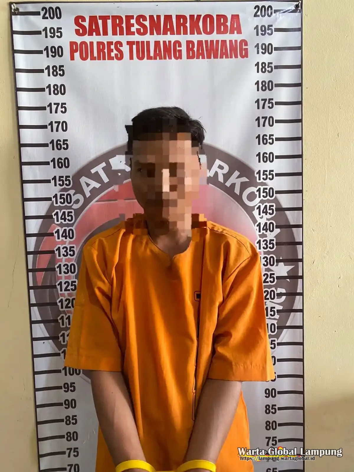 Satresnarkoba polres tulang bawang gerebek kontrakan  di dente teladas, pria 32 tahun