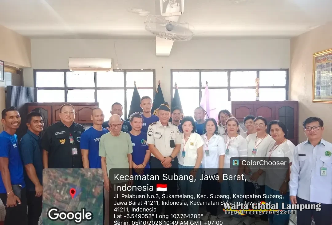 Ketua PBH FERADI WPI Area Subang II Benni Rusli melayani kerohanian di Lapas kelas IIA Subang bersama Tim Gereja Eben-Haezer Subang