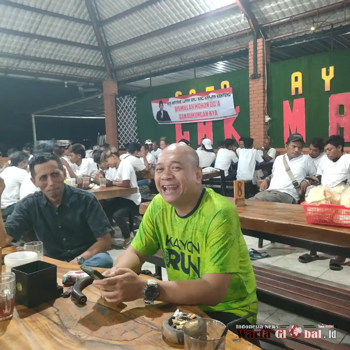 Dirbimas Polda Bali Sambangi Massa, Simpatisan diRumah Makan Dirbimas Polda Bali Sambangi Massa, Simpatisan diRumah Makan