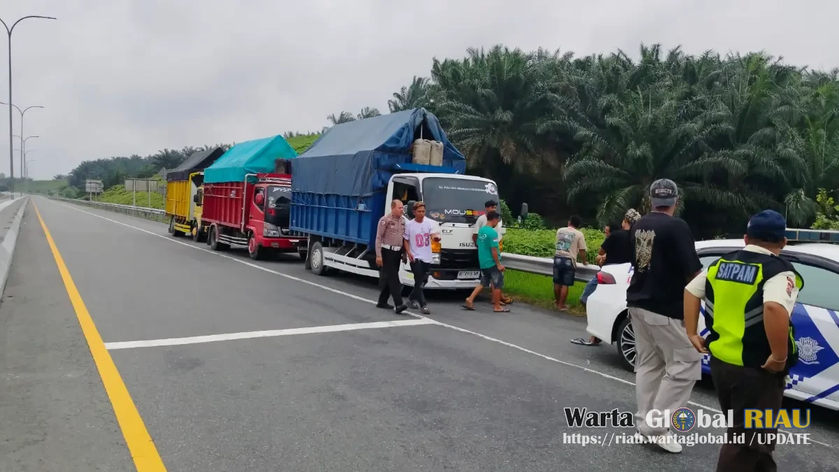 Gerak Cepat Polantas Karib Riau Amankan Terduga Pelaku Pengeroyokan Sesama Pengemudi Di Tol Permai