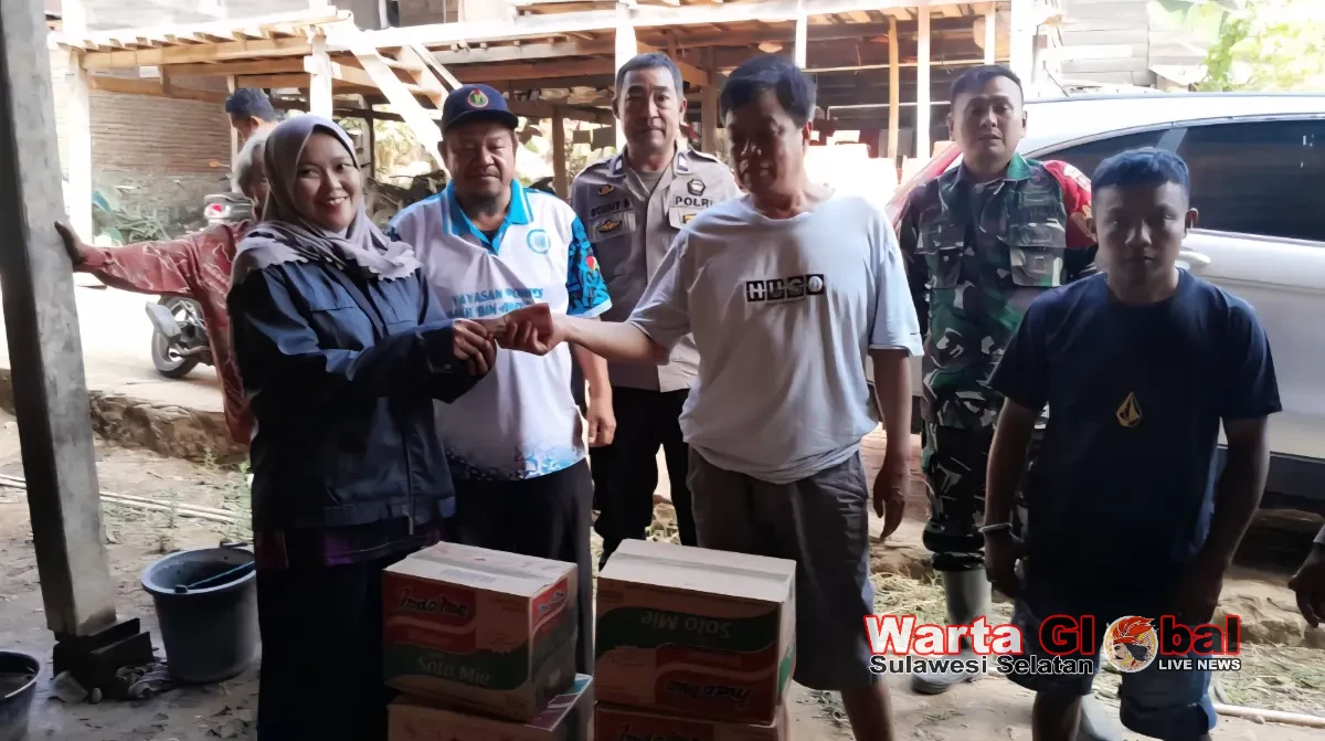 Karama Salurkan Bantuan untuk Korban Kebakaran di Tangru