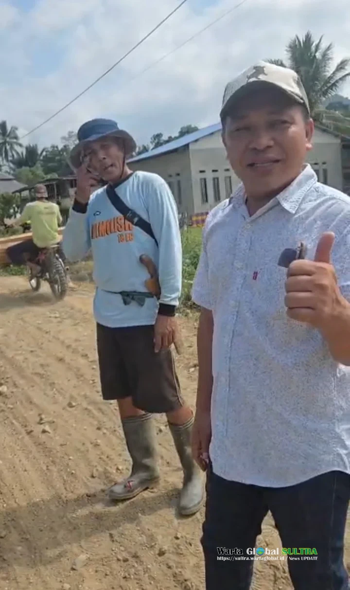 Suprianto, ST., MT Turun Langsung Perbaiki Jalan Desa Watuputeh, Biaya Operasional Ditanggung Dari Penghasilan Pribadi