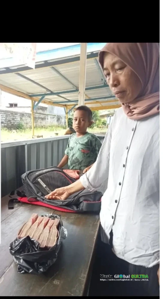Desak kejaksaan tinggi, polda sultra, untuk segera melakukan pemeriksaan,kepala desa pinole, kec latoma, kab konawe, dugaan penyalahgunaan dana desa, untuk kepentingan pribadi.