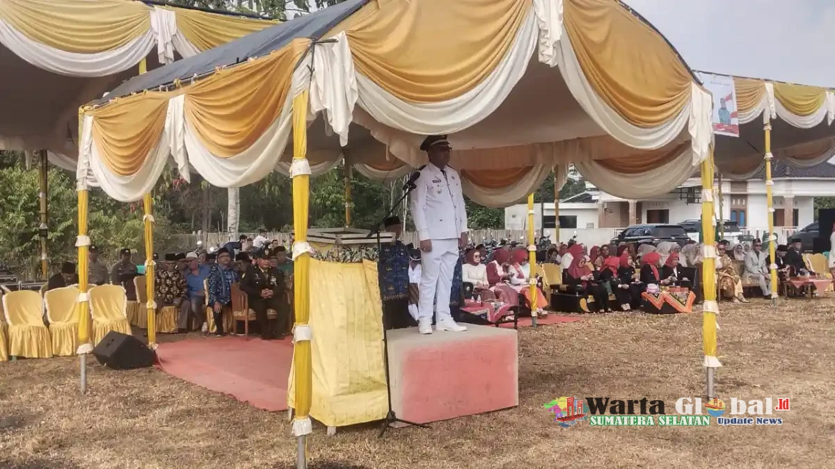 PERINGATI HUT RI KE-81 DI LAPANGAN BOLA DESA TAMBANG RAMBANG, SEMANGAT MERAH PUTIH MENYATUKAN SELURUH ELEMEN MASYARAKAT